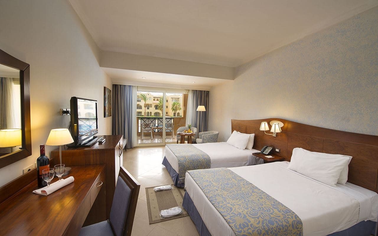 rooms-family-room