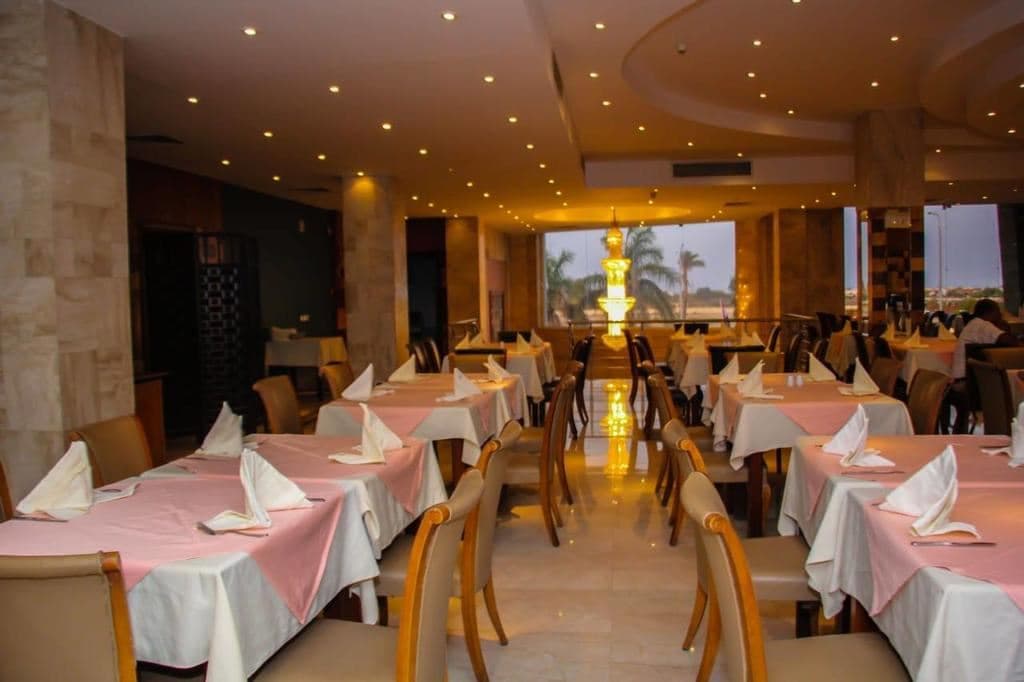 restaurants-friends-restaurant