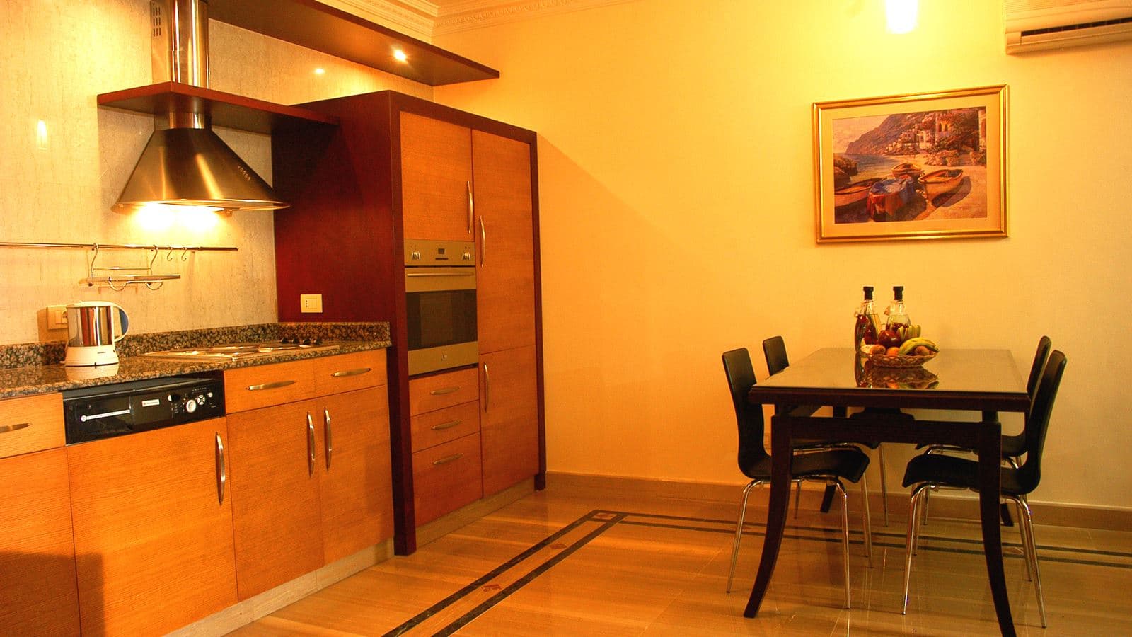 rooms-deluxe-rooms