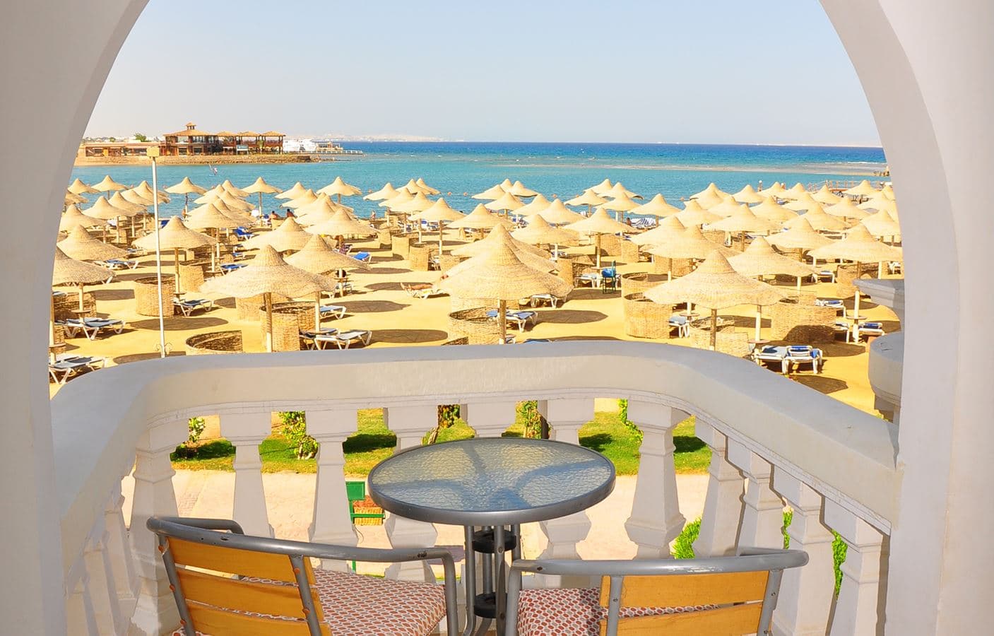 rooms-beach-front-room