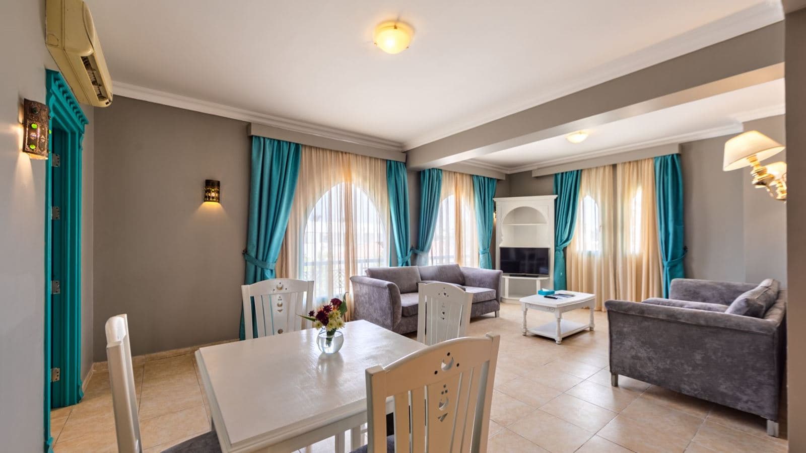 rooms-junior-suite-garden-view
