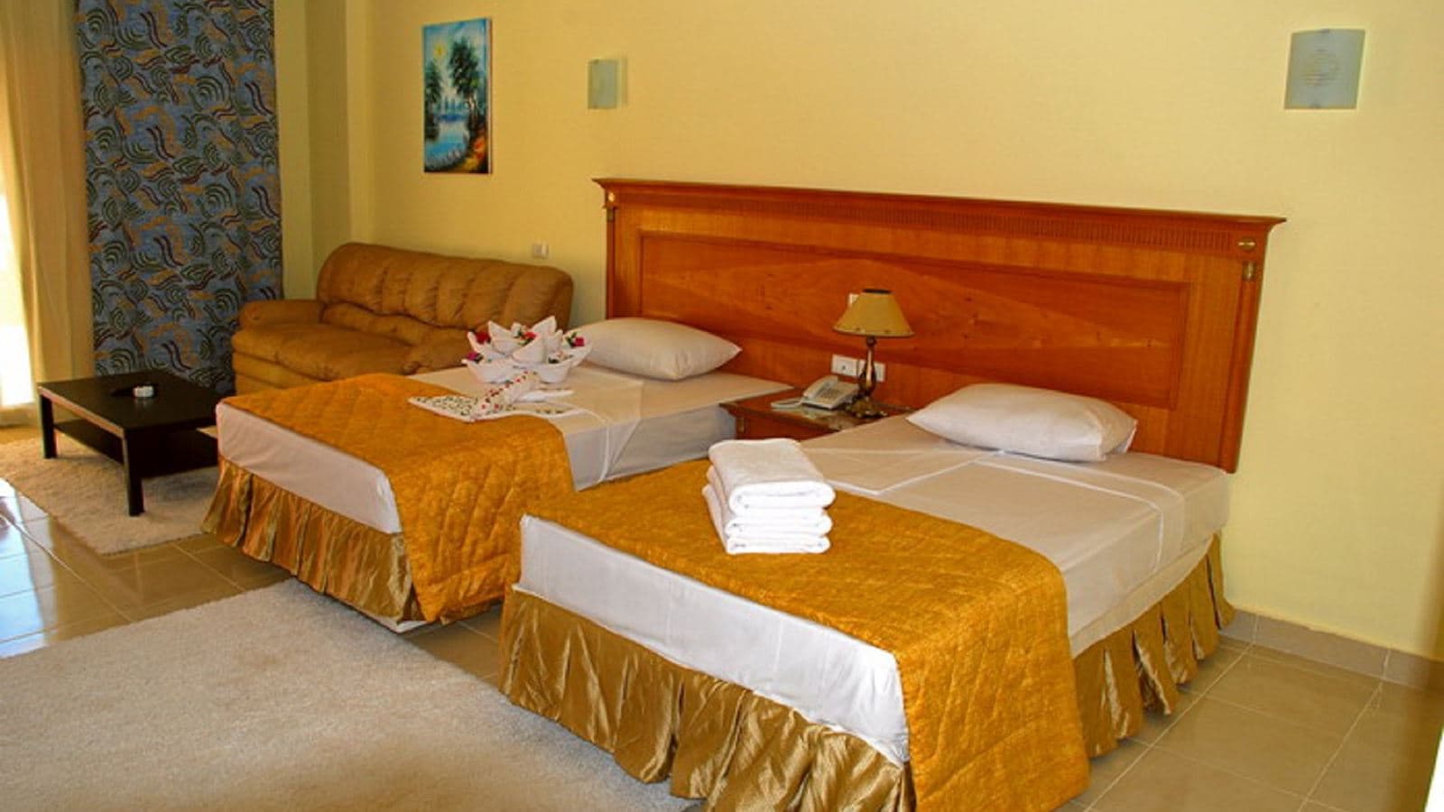 rooms-standard-room