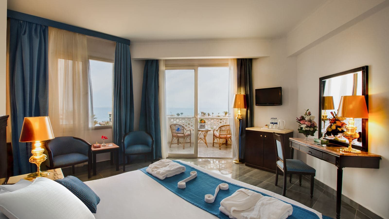 rooms-room-standard-seaview