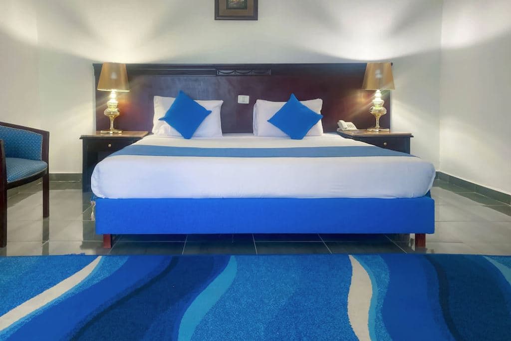 rooms-room-standard-gardenview