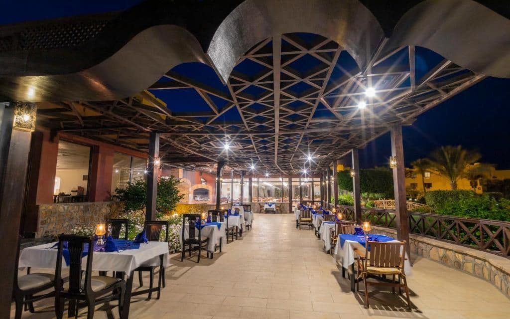 restaurants-restaurants