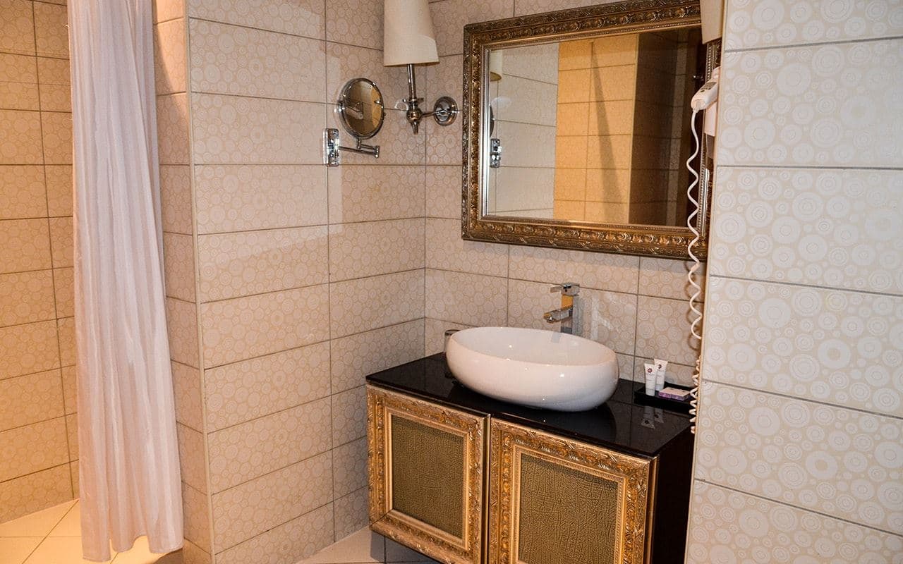 rooms-standard-room