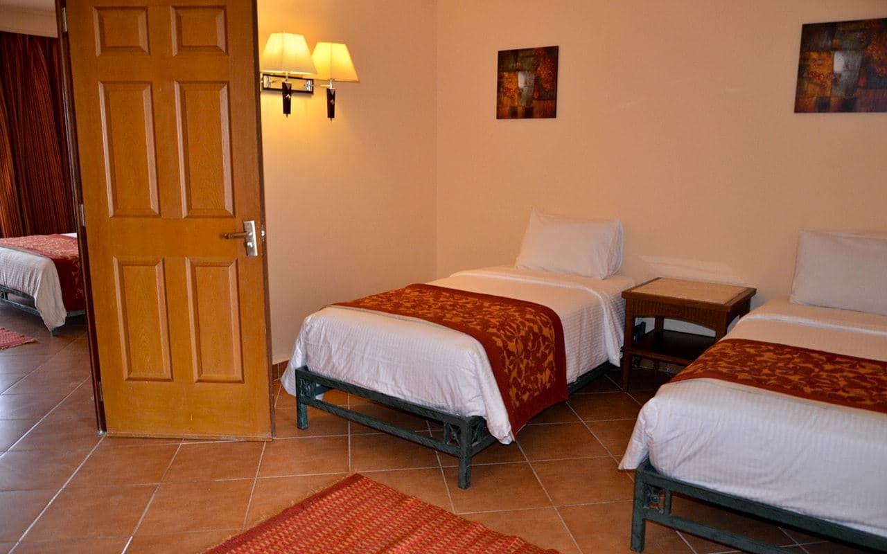 rooms-family-room