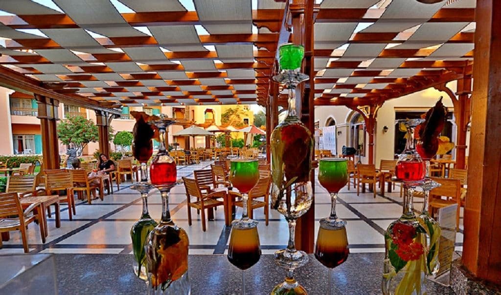 restaurants-aqua-park-bar