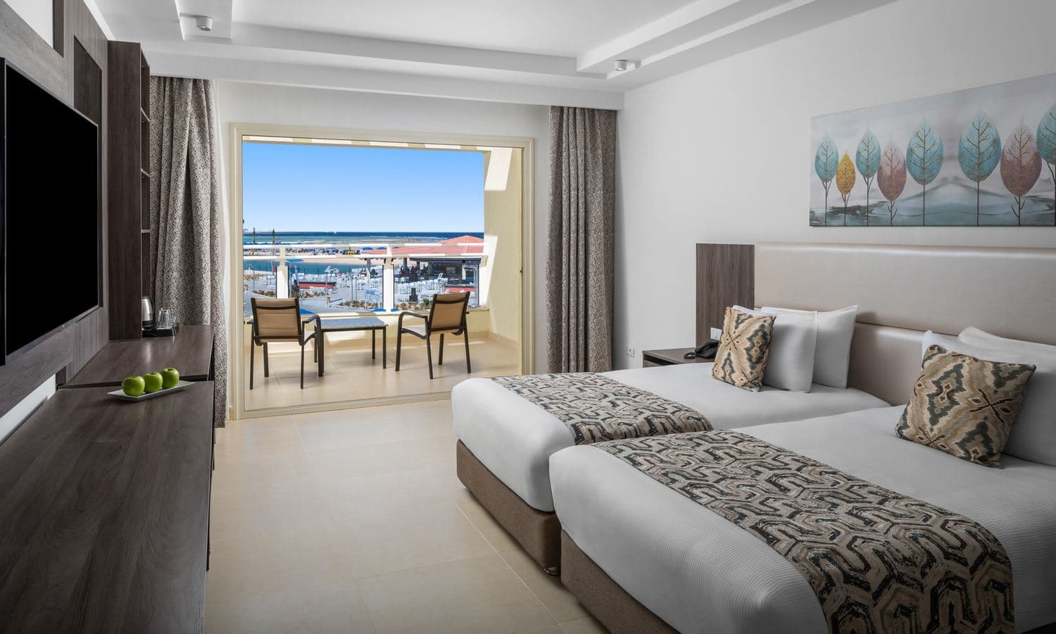 rooms-deluxe-room-sea-view