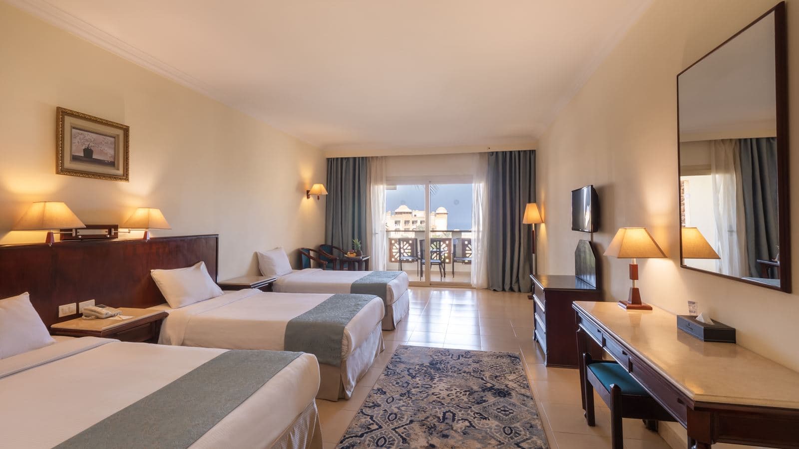 rooms-premium-room-pool-view
