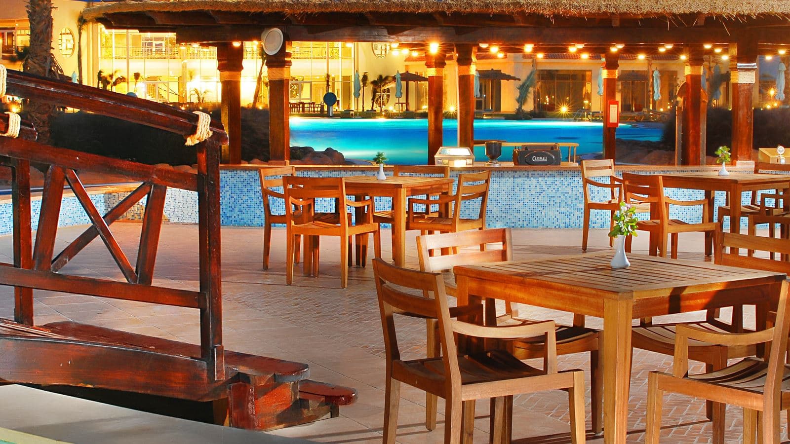 bars-splash-bar