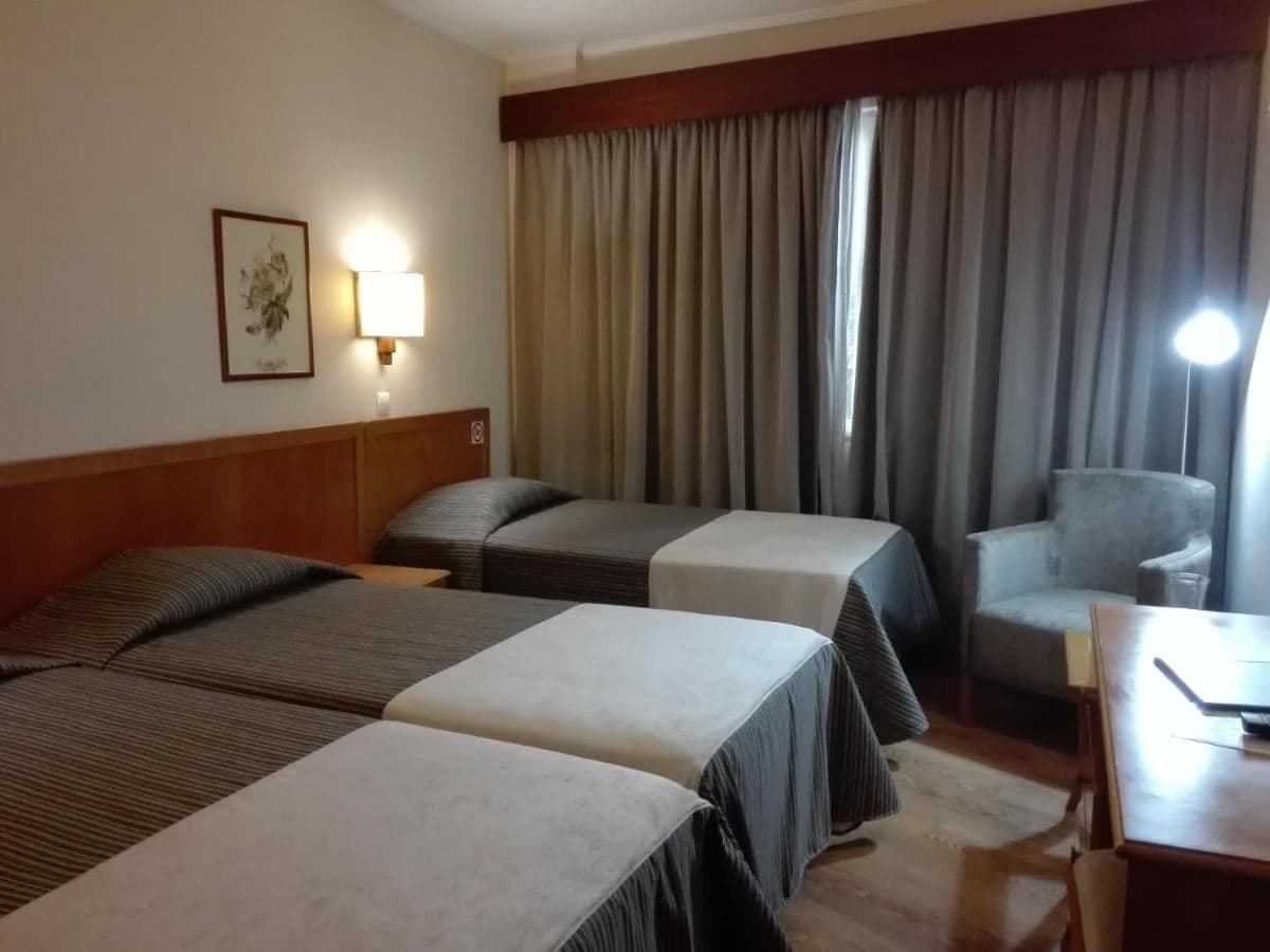 rooms-triple-room