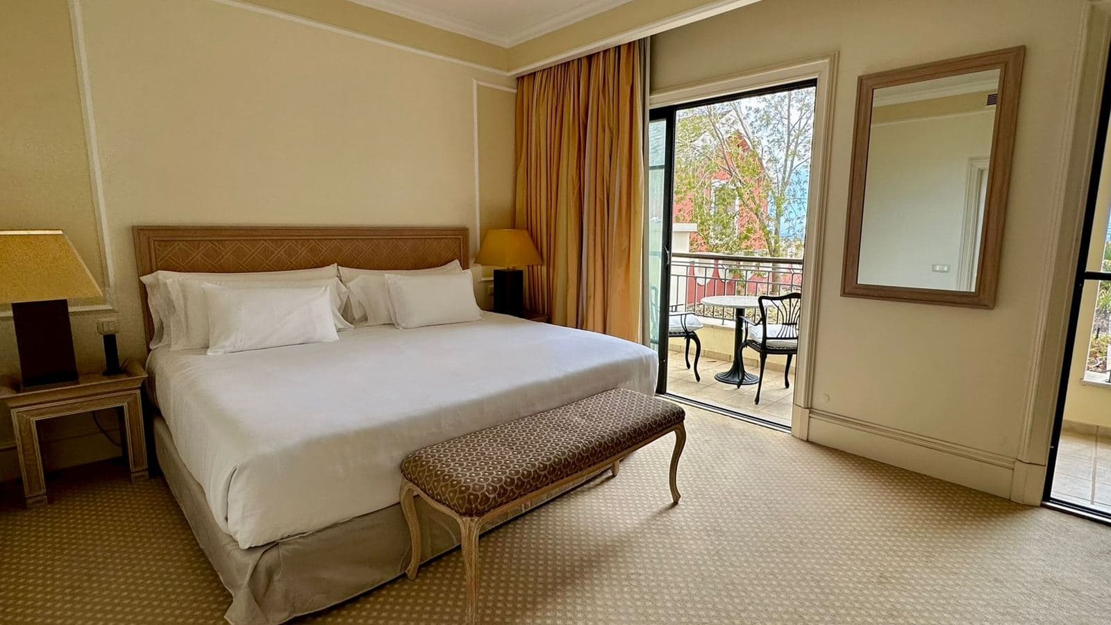 rooms-junior-suite