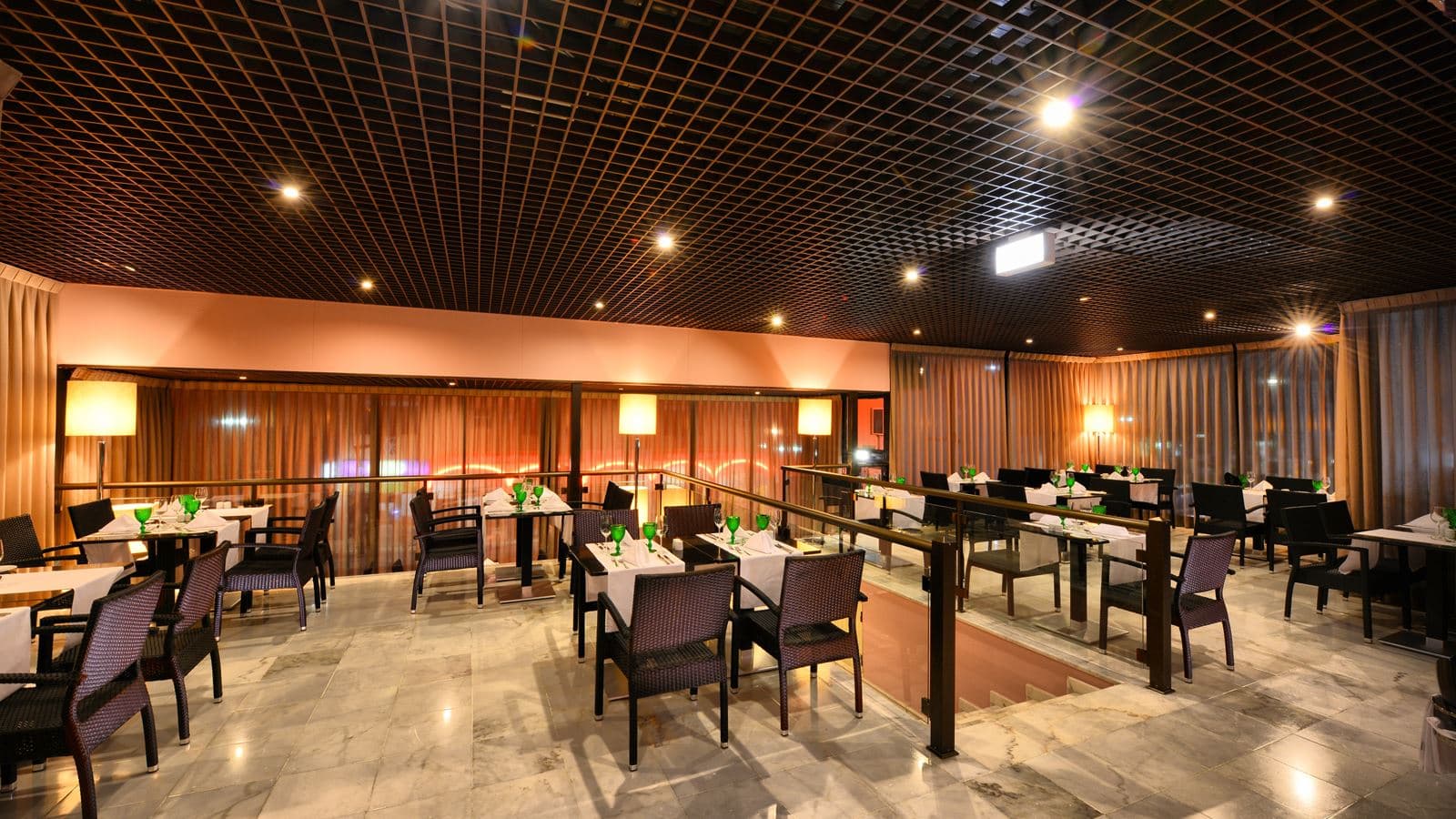 restaurants-restaurants