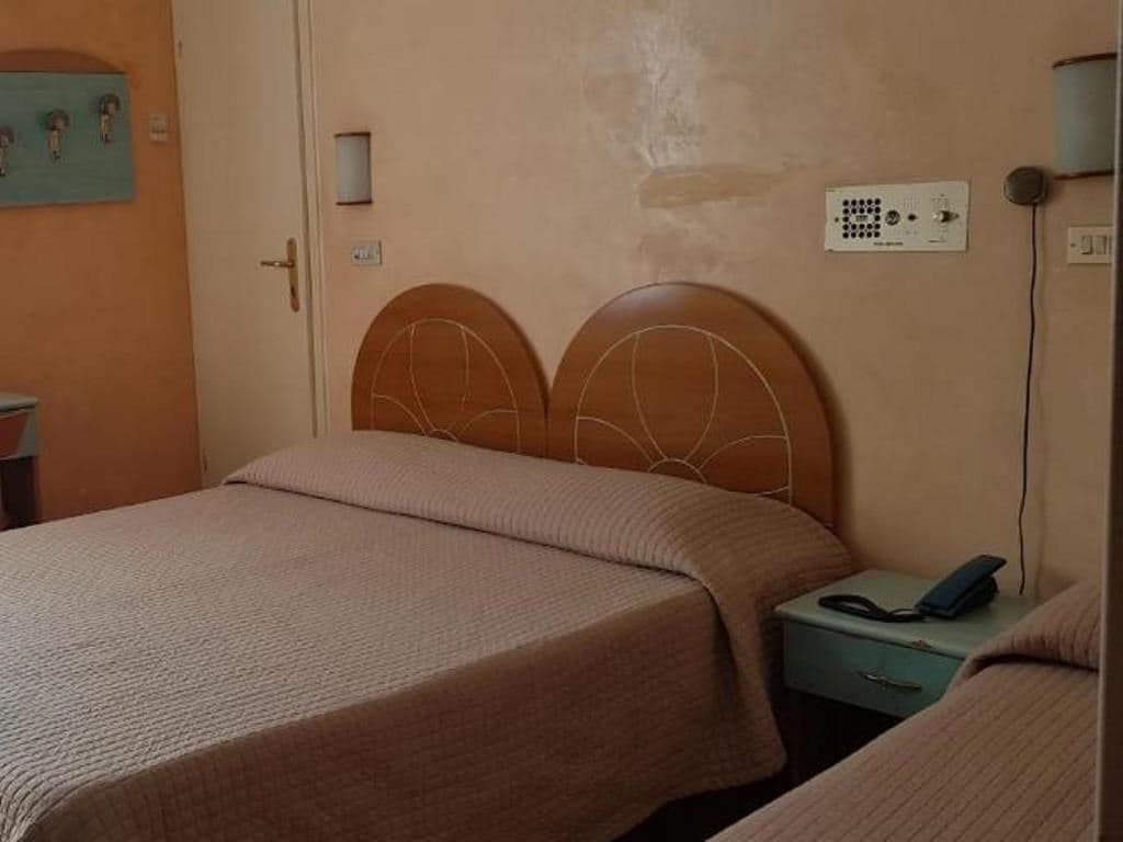 rooms-single-sporting-room