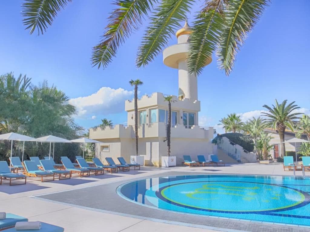 pools-outdoor-pool