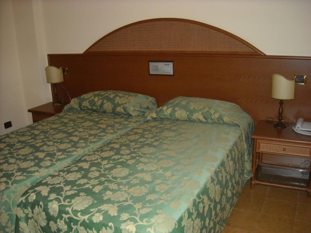 rooms-promo-room