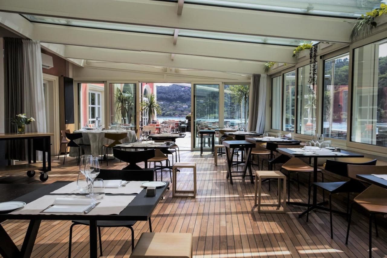 restaurants-restaurant