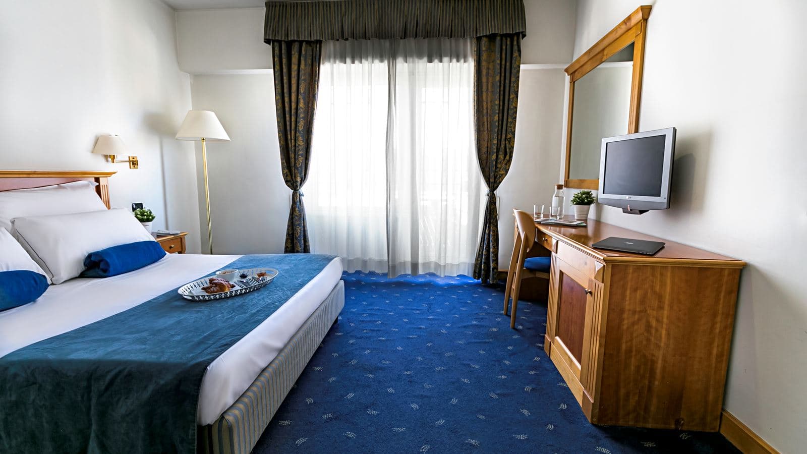 rooms-quadruple-standard