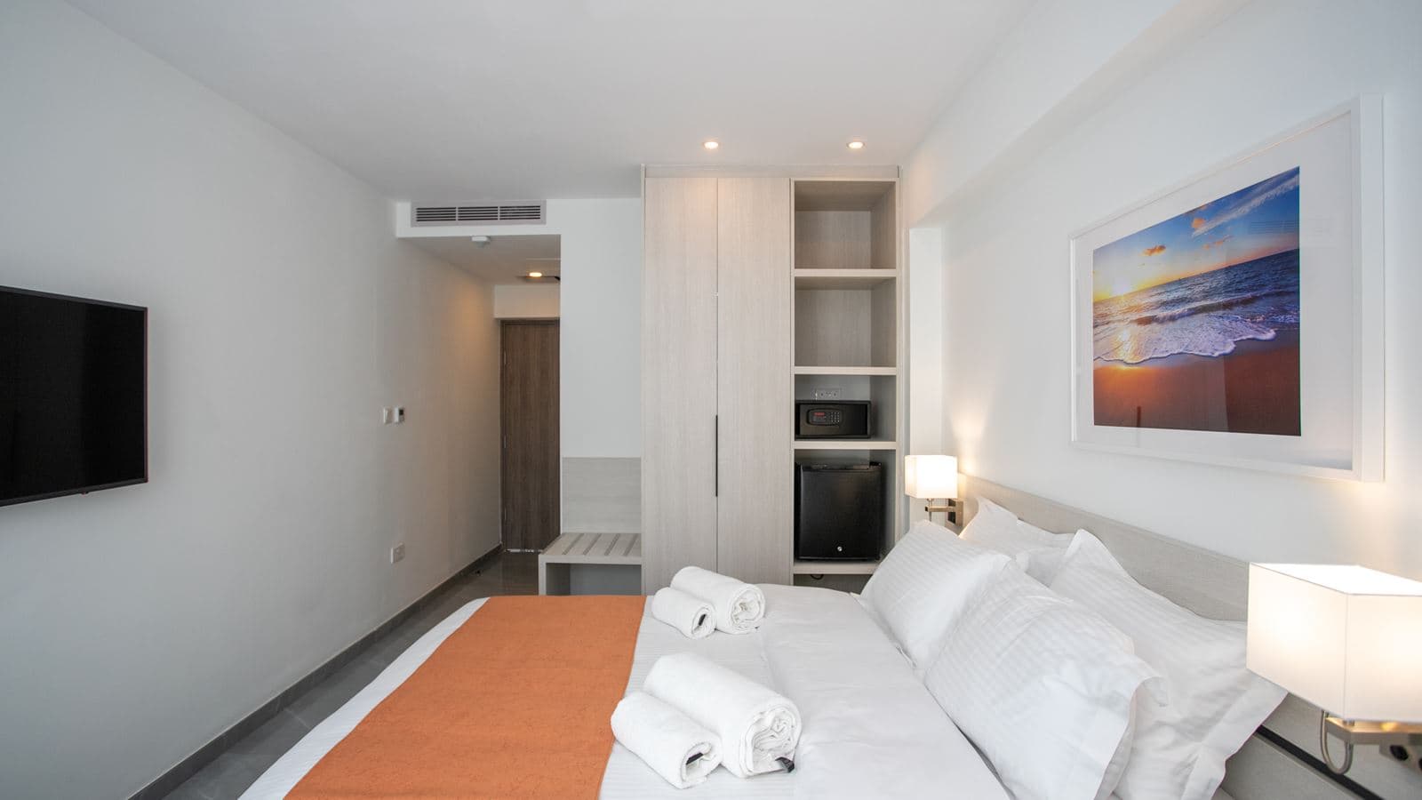 rooms-superior-room