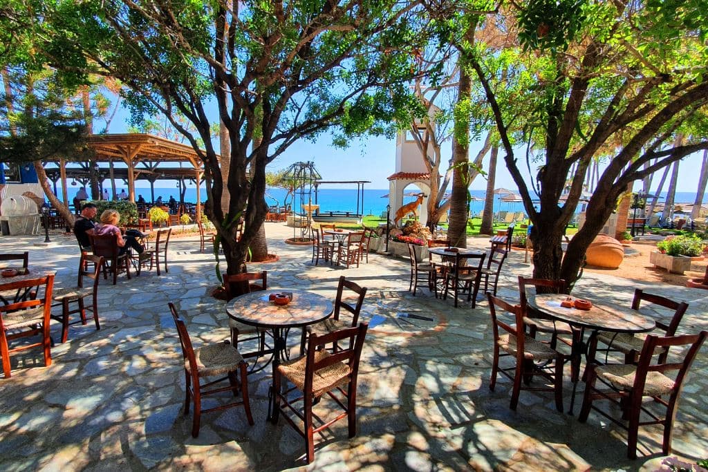 bars-to-kafeneion