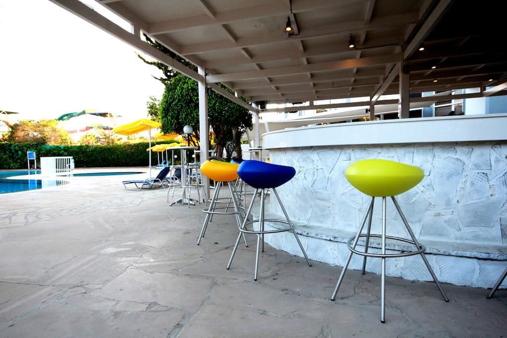 bars-pool-bar