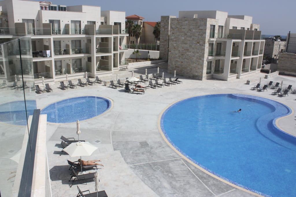 pools-outdoor-pool