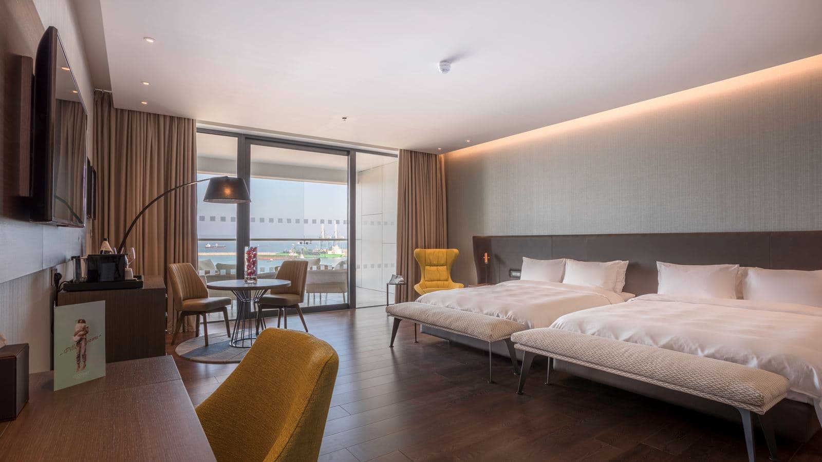 rooms-twin-superior-city-view