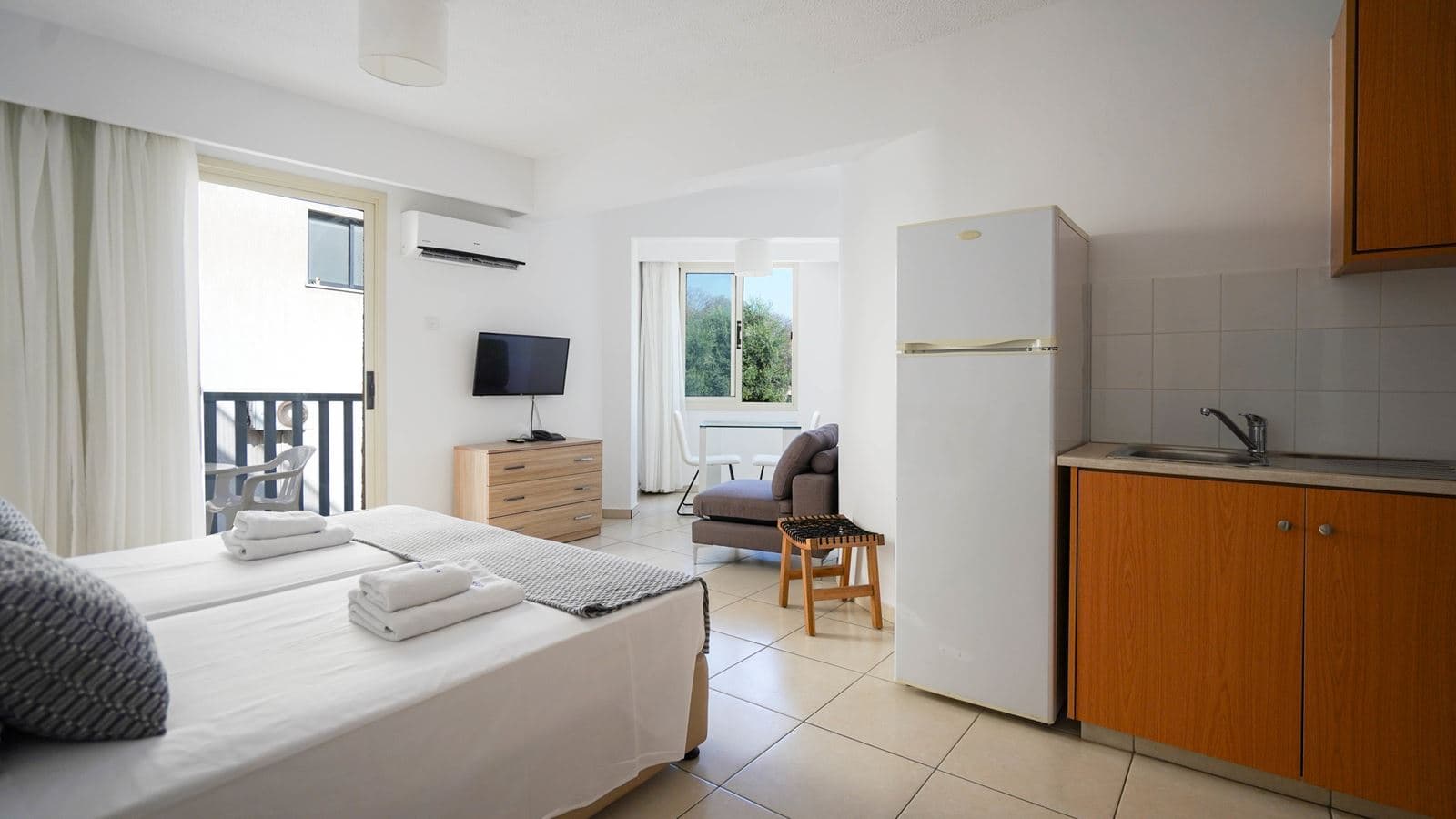 rooms-standard-studio