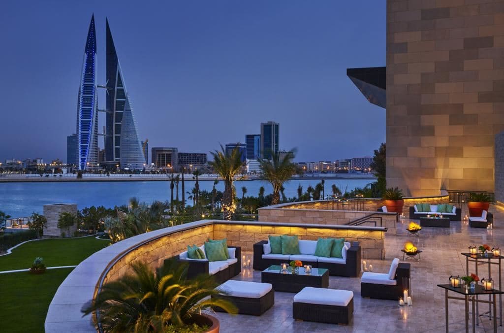 bars-bayview-lounge