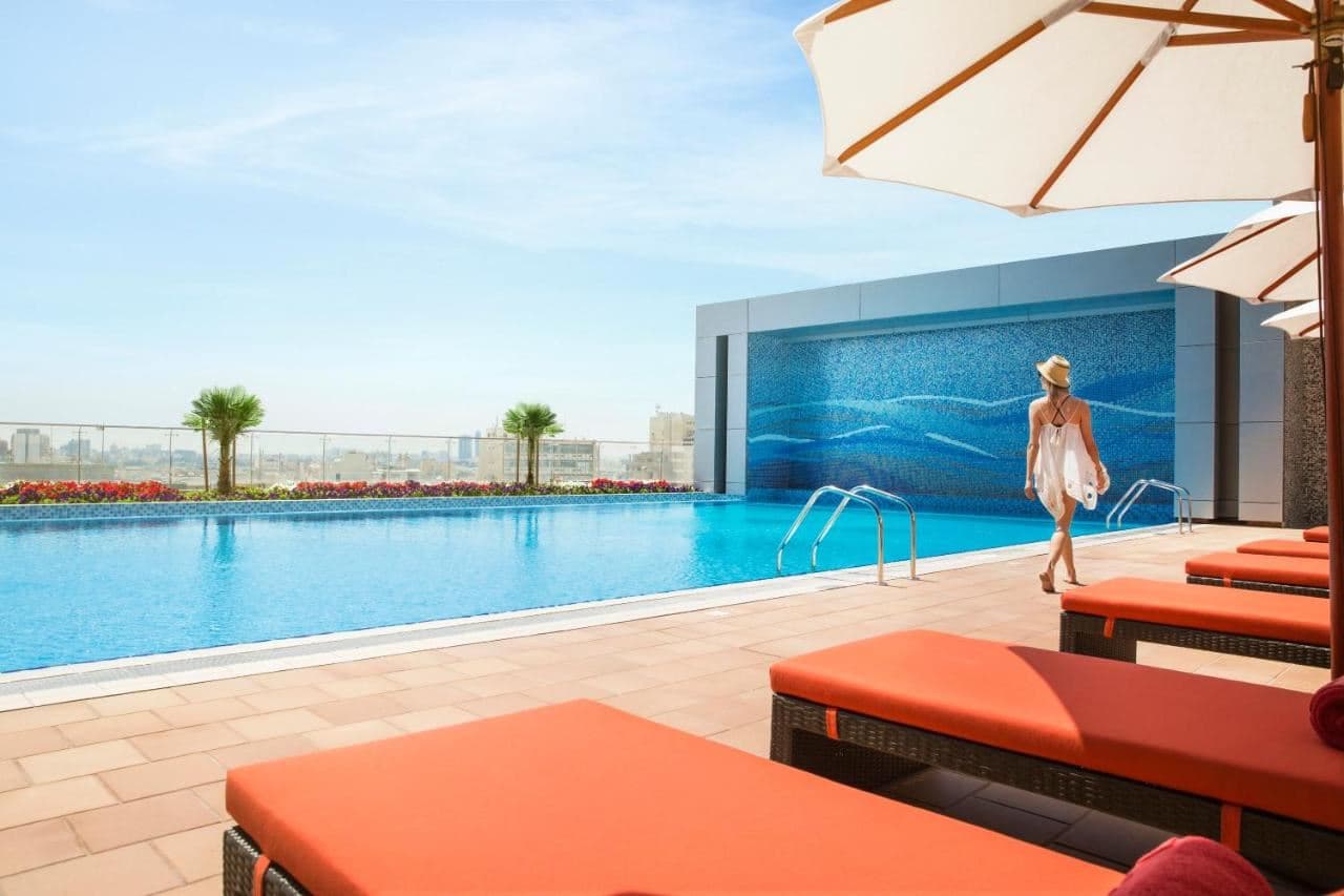 pools-outdoor-pool