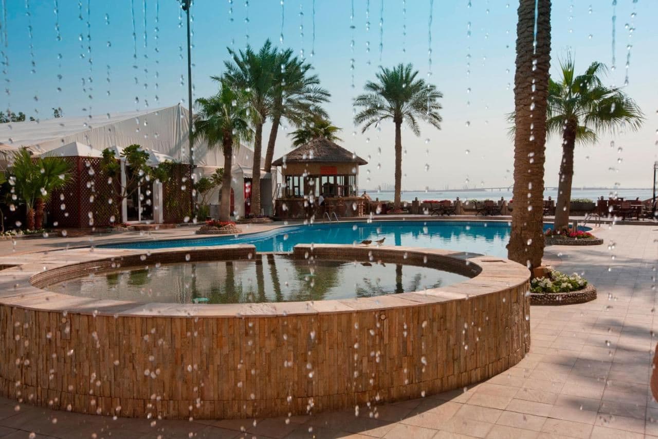 pools-outdoor-pool