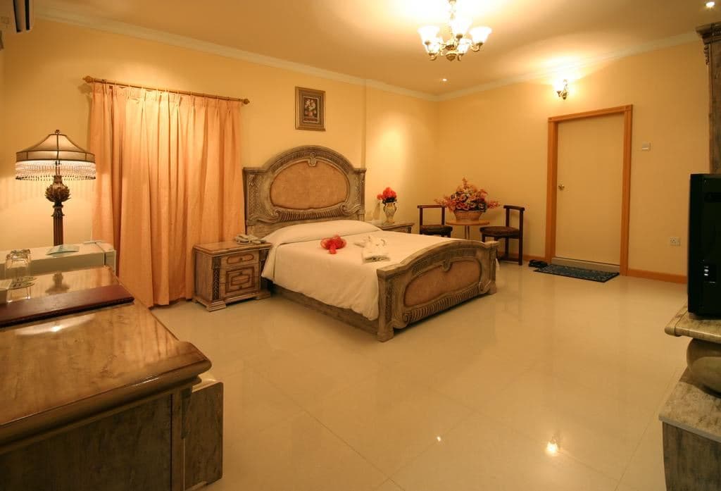 rooms-standard-room