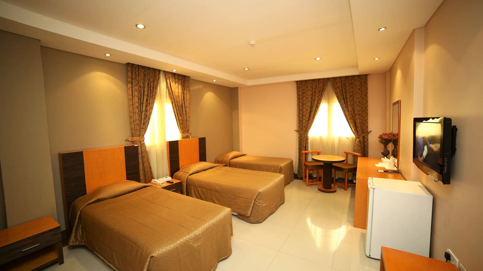rooms-standard-room