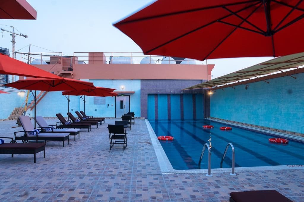 pools-outdoor-pool