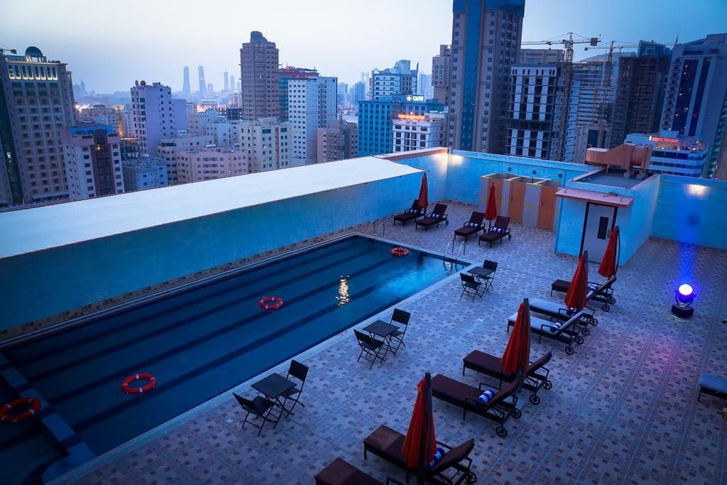 pools-outdoor-pool