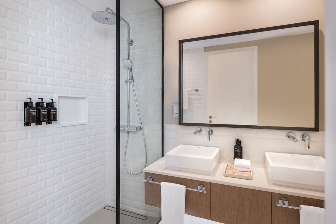 rooms-deluxe-two-bedroom-apartment