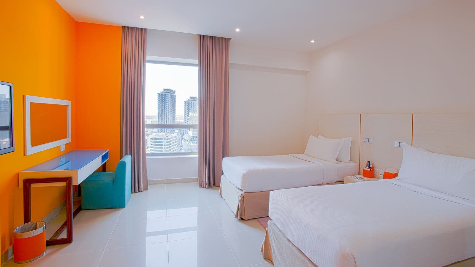 rooms-deluxe-room