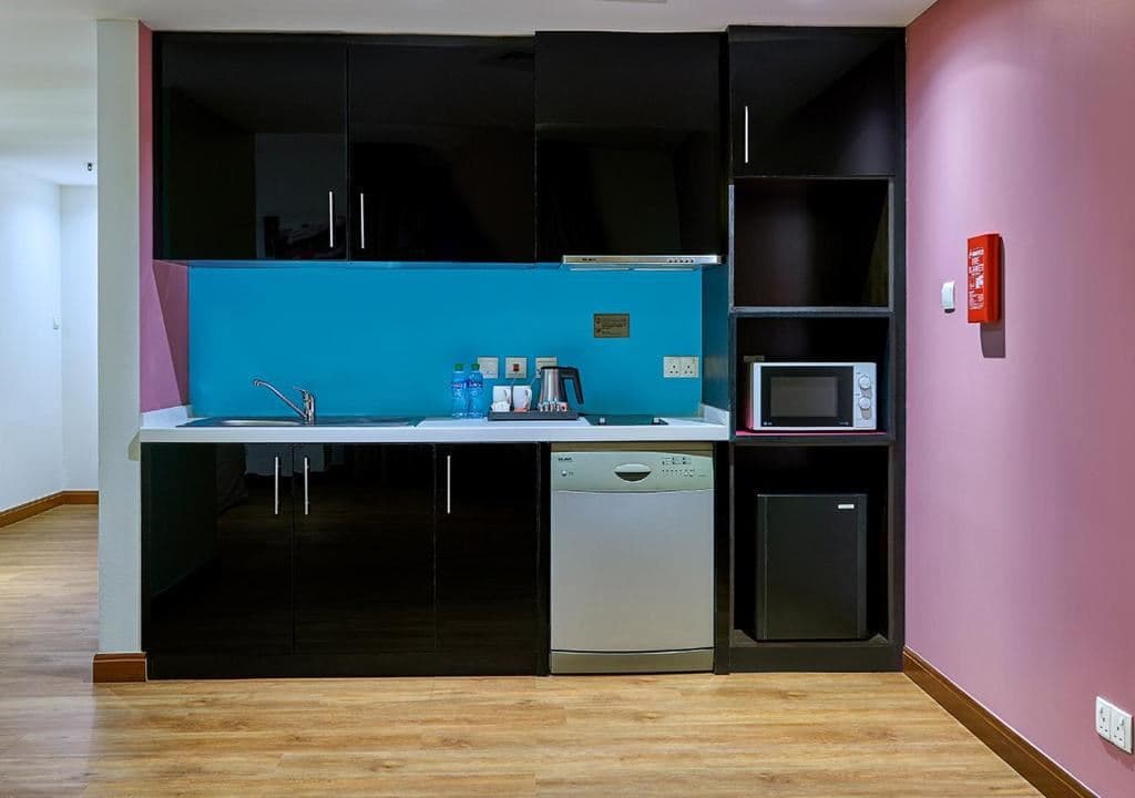 rooms-one-bedroom-apartment-city-view