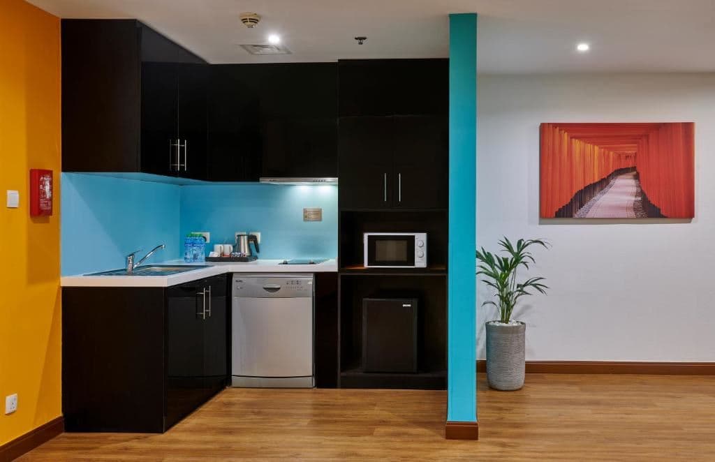 rooms-two-bedroom-apartment--city-view