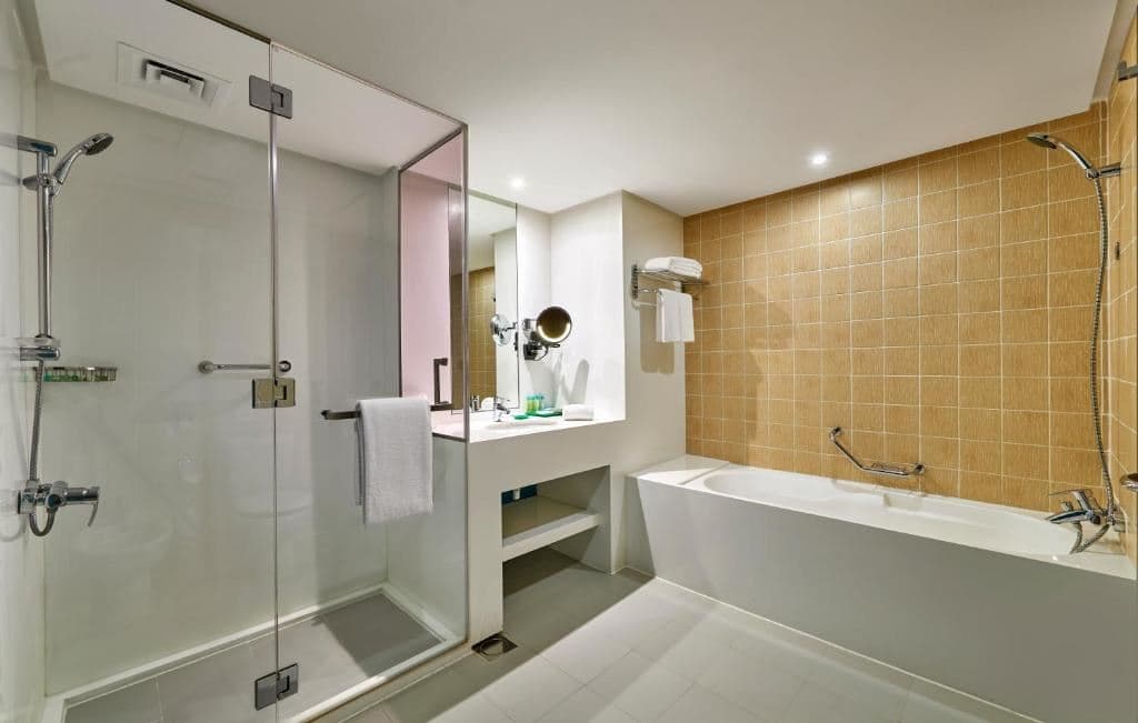 rooms-two-bedroom-apartment--city-view