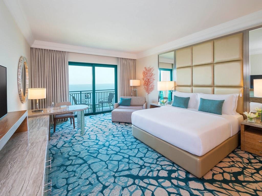 rooms-palm-king-room