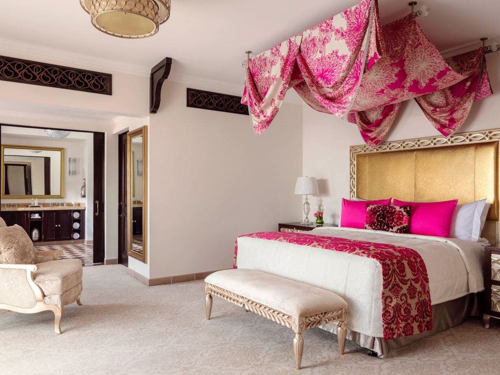 rooms-prince-suite