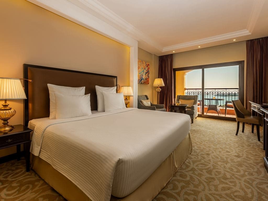 rooms-superior-room