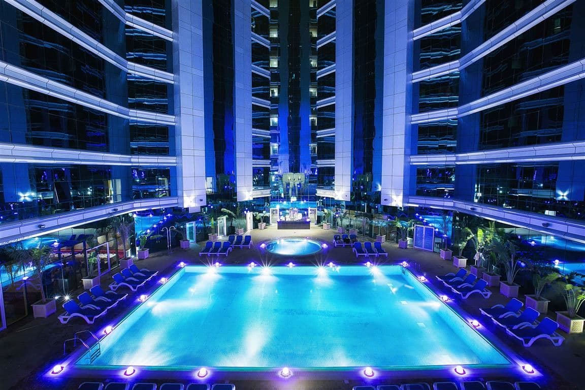 pools-outdoor-pool