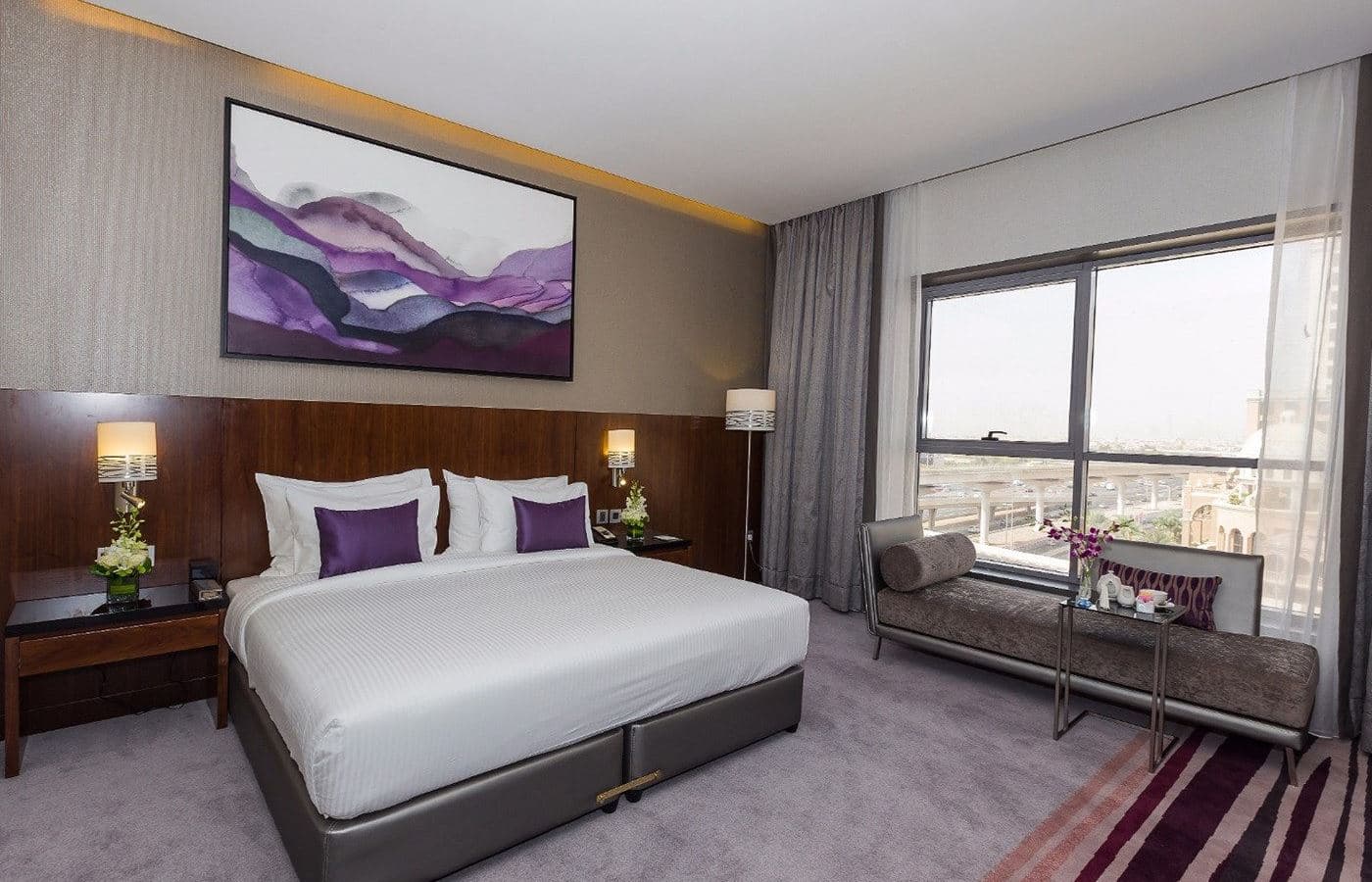 rooms-deluxe-room