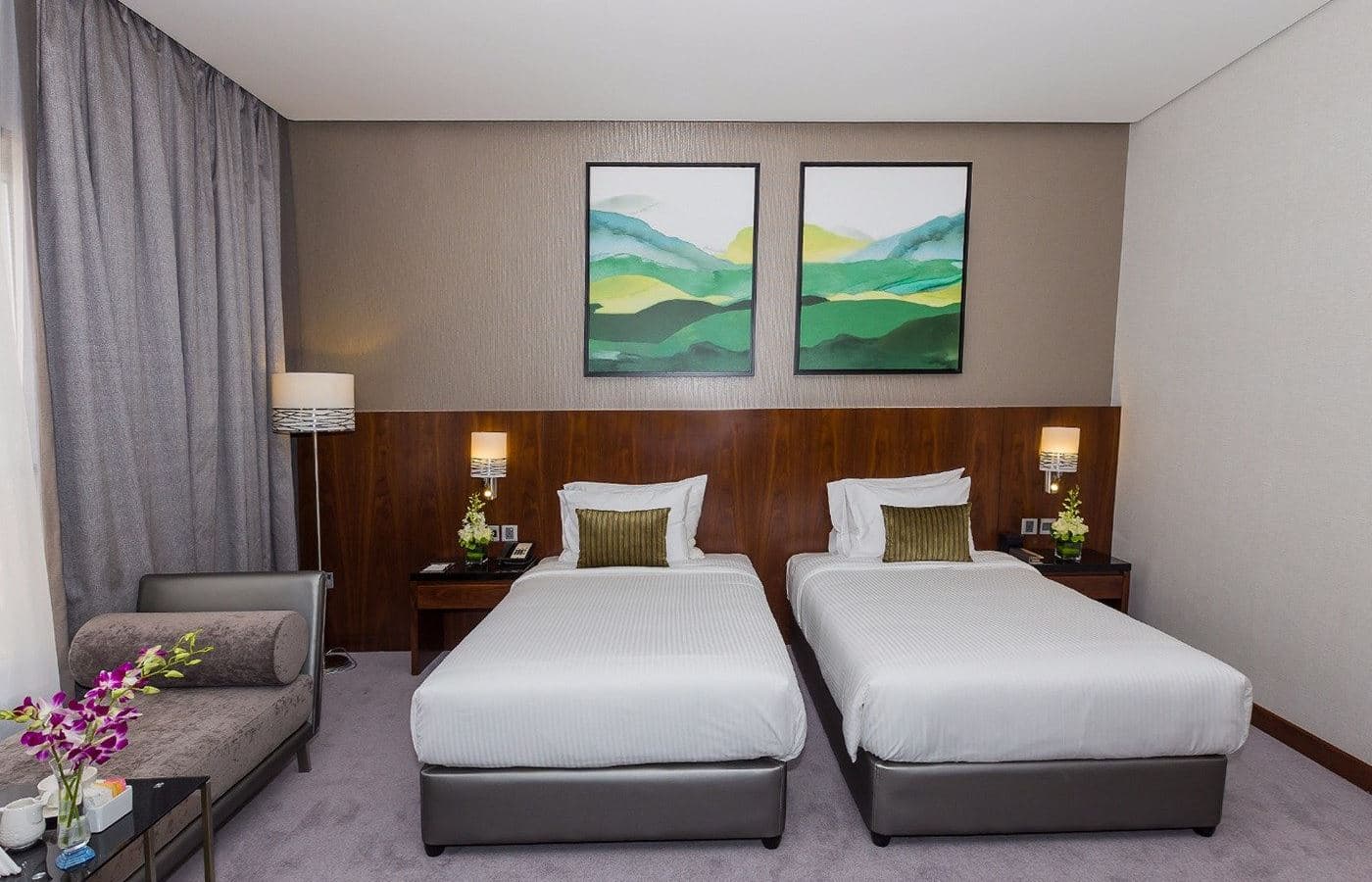 rooms-deluxe-room