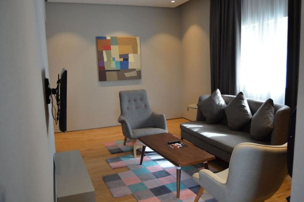 rooms-executive-suite