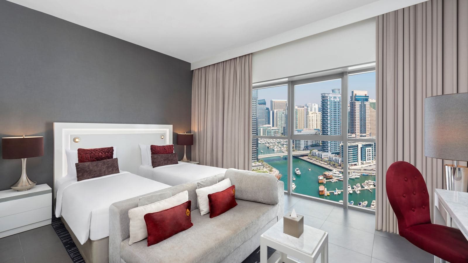 rooms-superior-room