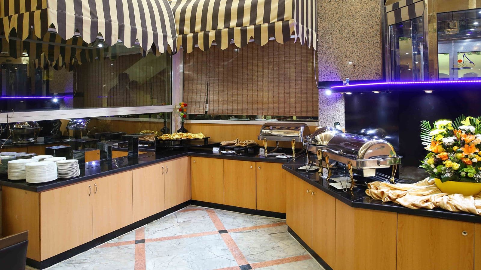 restaurants-main-restaurant